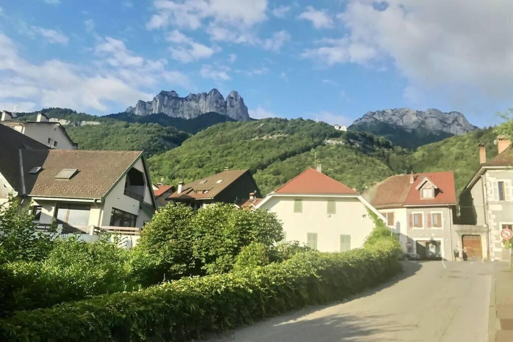 Tres Bel Appartement En Rez De Jardin, Talloires Kültér fotó