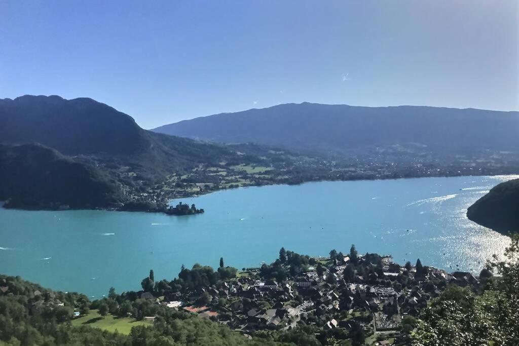 Tres Bel Appartement En Rez De Jardin, Talloires Kültér fotó