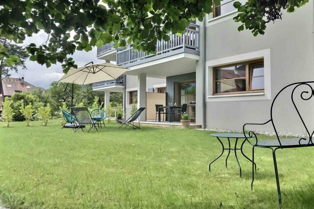 Tres Bel Appartement En Rez De Jardin, Talloires Kültér fotó